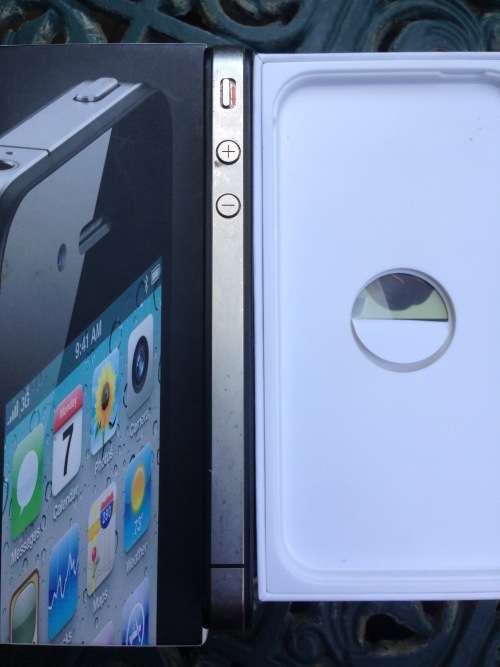 Iphone 4 16gb in great condition