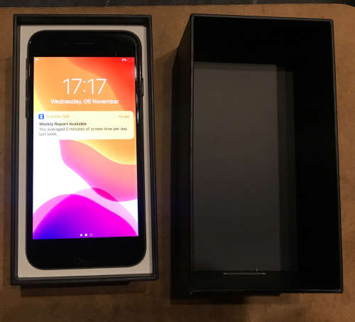 iPhone 7 128GB - Almost brand new