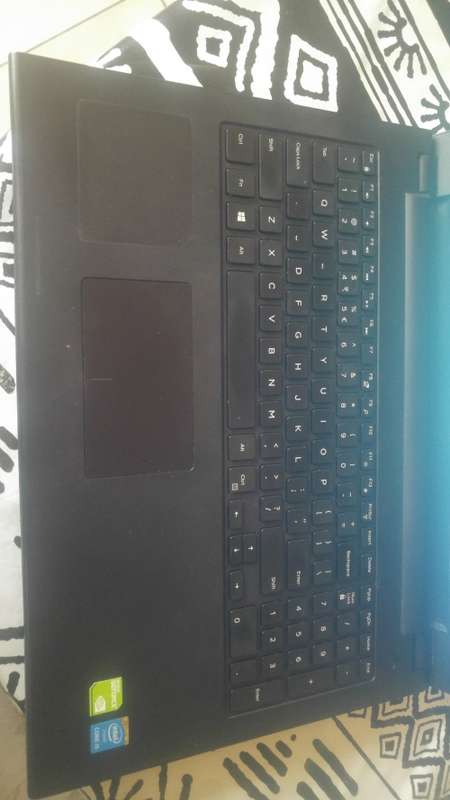 Dell 3542 |I5 4210 |8GB Ram |500 HDD | Nvidia 920m