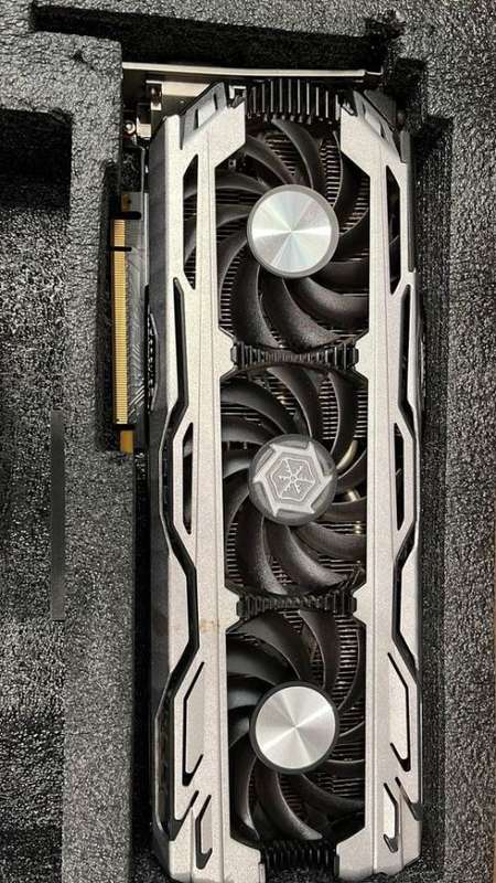 Inno3d Ichill 1080 8GB gddr5x herculez not working (PARTS ONLY)