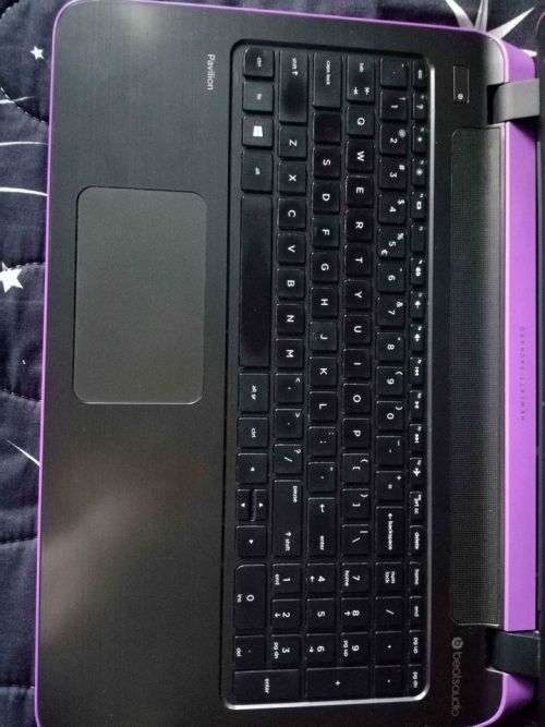 Hp Pavillion 15| i3 4030U @ 1.9Ghz | 500Gb hdd | 4Gb ram