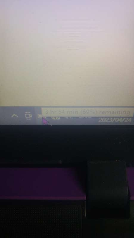 Hp Pavillion 15| i3 4030U @ 1.9Ghz | 500Gb hdd | 4Gb ram