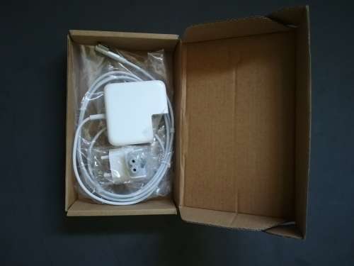 Generic Macbook charger 45w