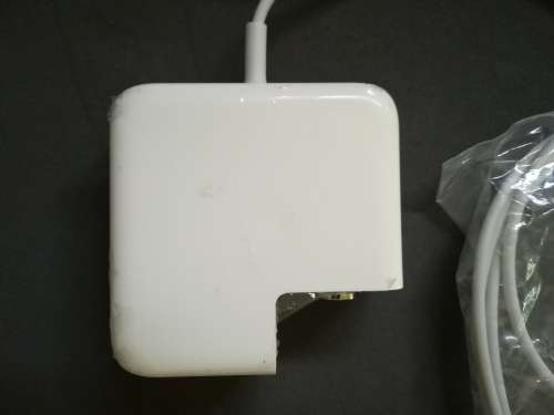 Generic Macbook charger 45w