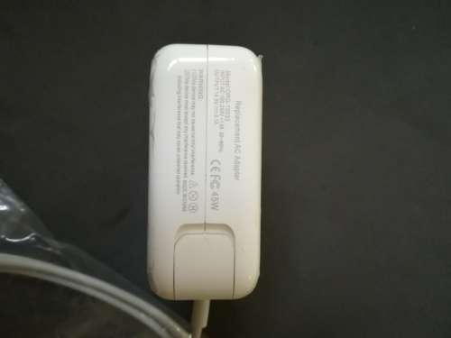 Generic Macbook charger 45w