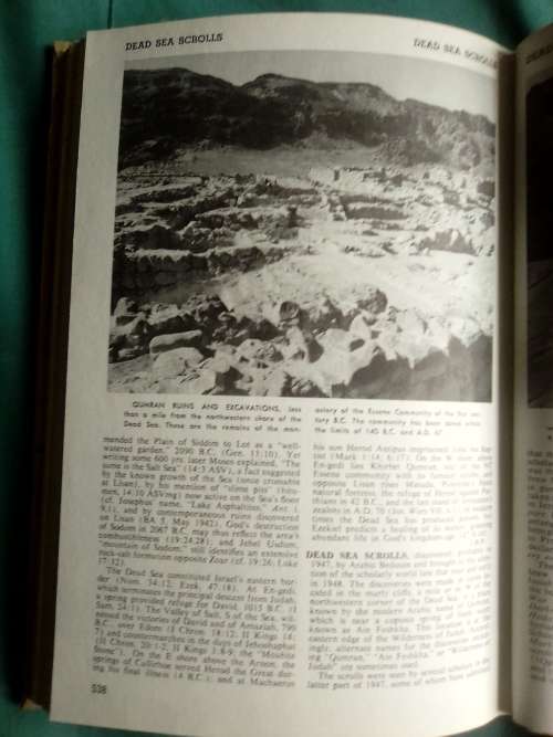 The Living Bible Encyclopedia in Story and Pictures (Art Treasure Edition, Complete 16 Volume Set)