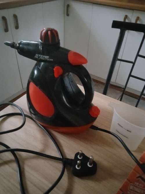 Milex steam blaster 1200WIt takes detergents and water. Comes with different nozzle heads