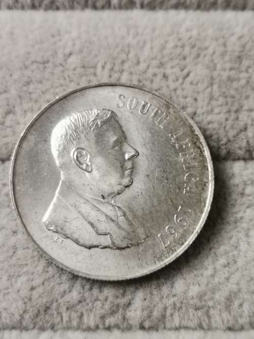 1967 English Silver R1 (Error)