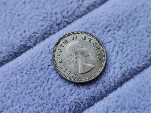 Union 1957 Threepence (Error)