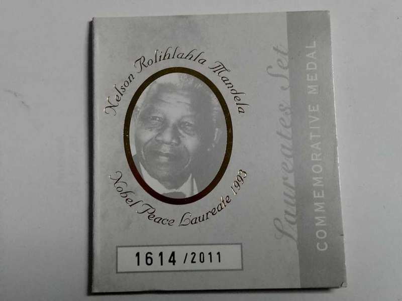 DISCOUNT!!! 2011 Nobel Peace Price Commemorative Medal