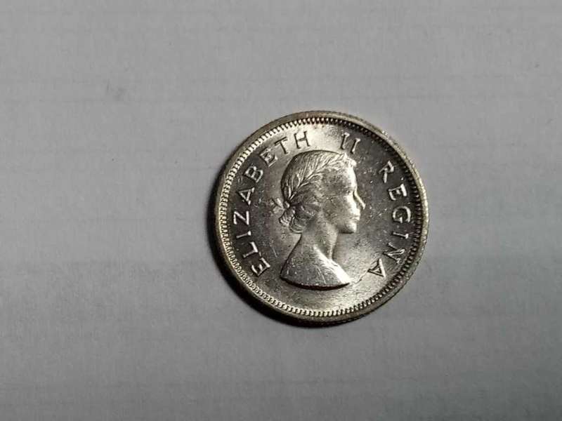 Union Sixpence 1953 - UNC condition