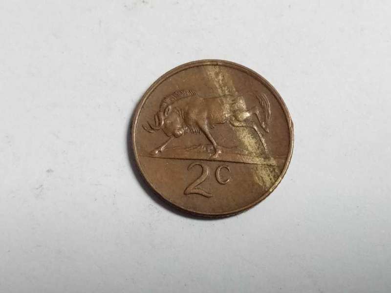 **R1 Auction** RSA 1979 Two Cent (Gold Line)