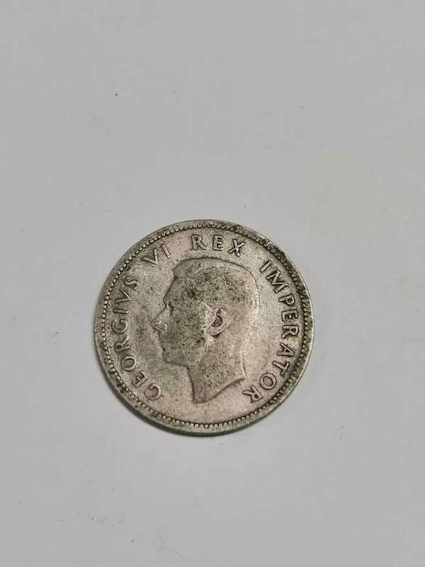 Discount!!! Union 1 Shilling 1945