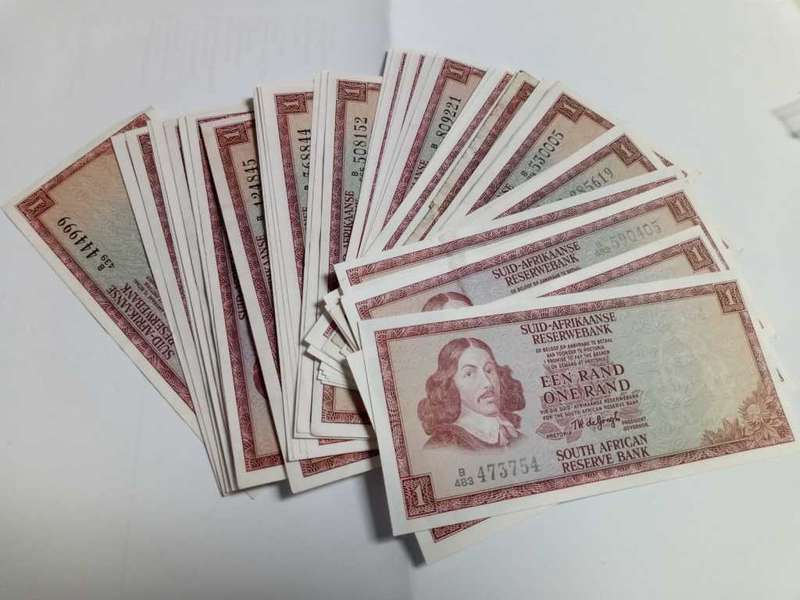 DISCOUNT!!! One Rand Notes TW De Jongh 1975