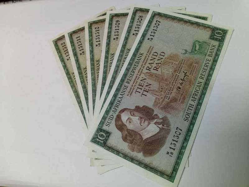RSA 10 Rand 1976(TW de Jongh 3rd Issue) - W18 Replacement - 6 in Sequence