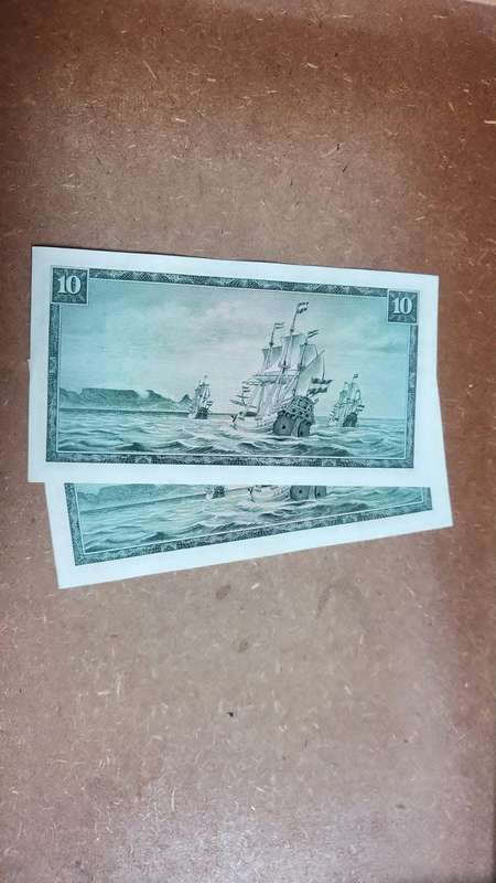 Ten Rand Notes W12 Series-TW De Jongh