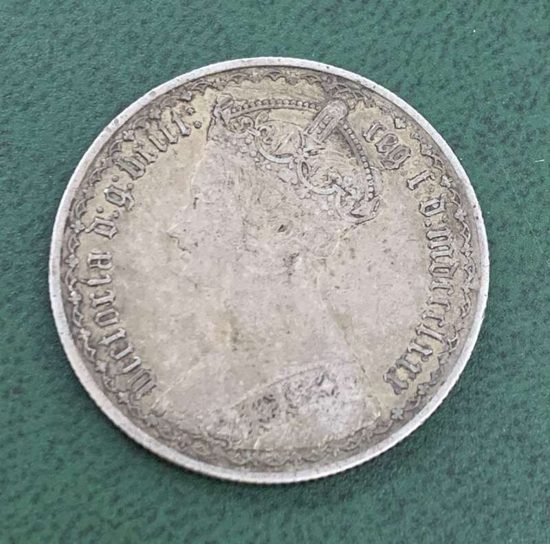 Britain Gothic Florin 1880 - Beautiful condition