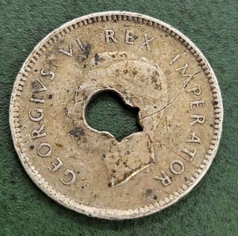 *R1 Auction* Union Threepence 1938 - Tokenised?