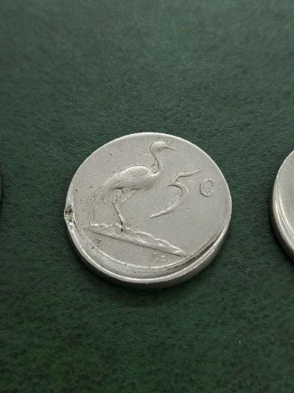 **R1 Auction** 4x SA Error coins - Misstrike