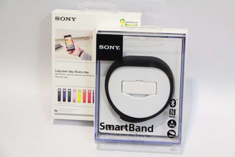 Sony Smart band SWR10 black - Brand new in Sealed box