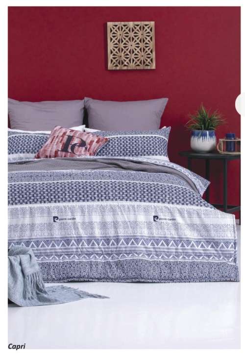 PIERRE CARDIN 3PC COMFORTER SET FLORAL PRINT- TIMELESS AND ELEGANT MARKET VALUE R700