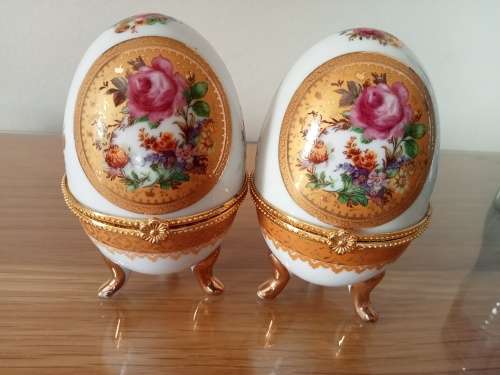 Faberge Eggs x 2 - Replica Glass mini eggs trinkets set of 2 RRP R1 000.00