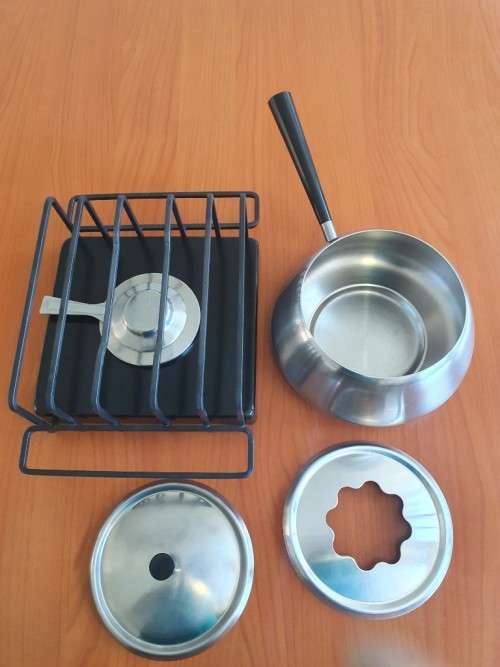 Fondue Set - Made In Switzerland - Solid Build Quality