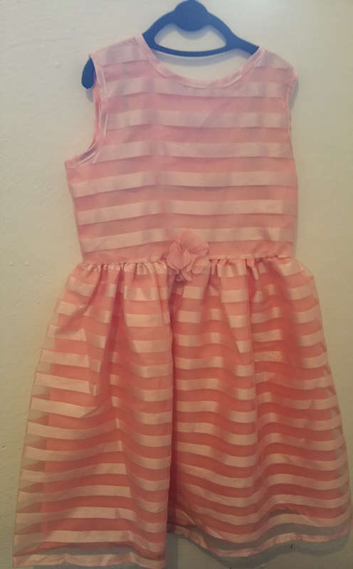 Peach Party Dresses Sizes: 2-3yrs,3-4yrs,5-6yrs,6-7yrs