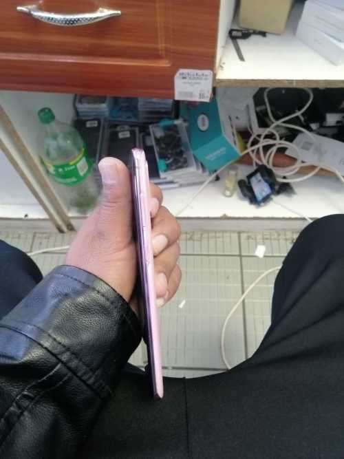 Samsung S20 Duel Sim card Pink in clour