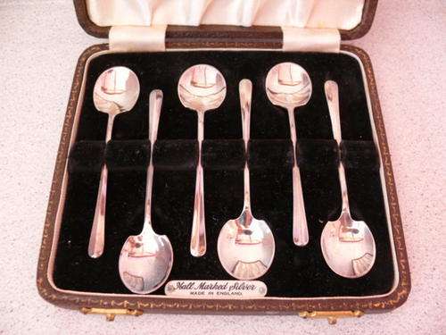 Beautiful Boxed Hallmarked Silver Spoons - Made in England