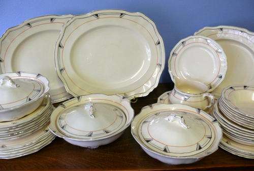 HUGE ALFRED MEAKIN ART DECO BONE CHINA DINNER SET - 39 pieces! - RARE & LOVELY!