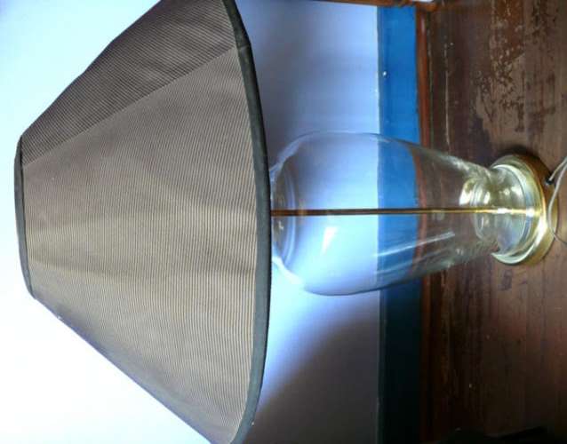 HUGE BRASS AND GLASS TABLE LAMP - 100% WORKING