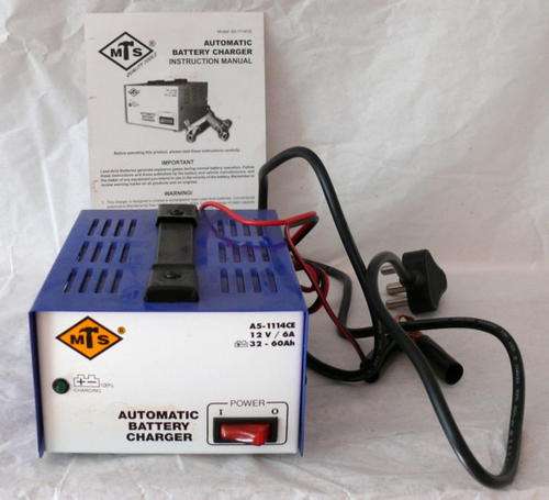 BATTERY CHARGER - AS NEW !