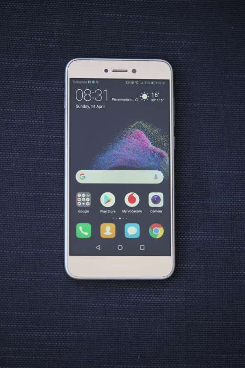 Prestine Huawei p8 lite 2017