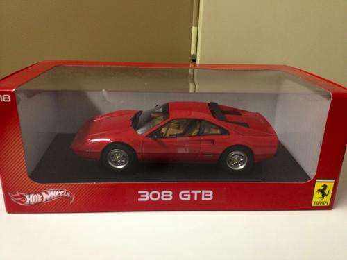 Ferrari Hotwheels 1:18 308 GTB