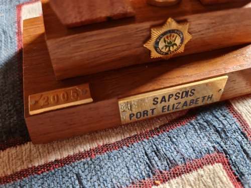 SAPS Plaque 2005