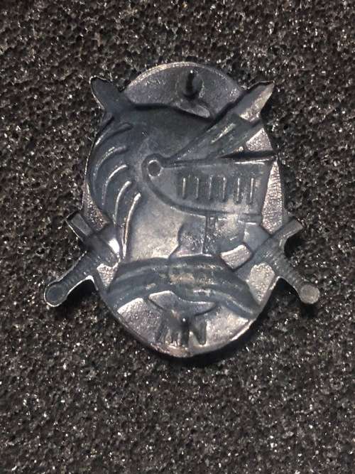8 Armoured Division Badge (Pins)