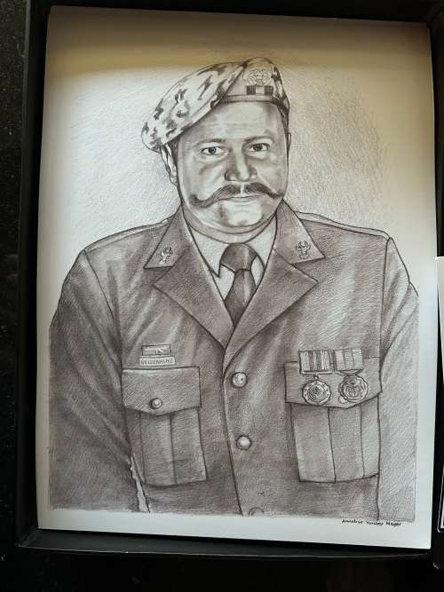 SADF 32 BATTALION RSM COIN AND PENCIL DRAWING BOX SET  LTD