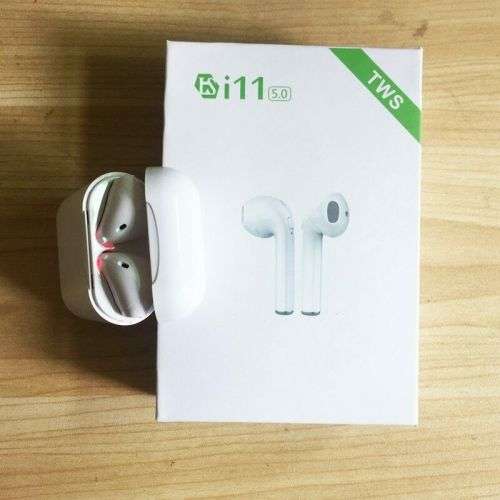 i11 TWS WIRELESS BLUETOOTH EARPHONES.Headphones for Iphone and Android