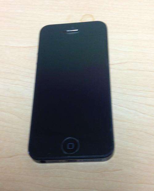iPhone 5 16 gig black