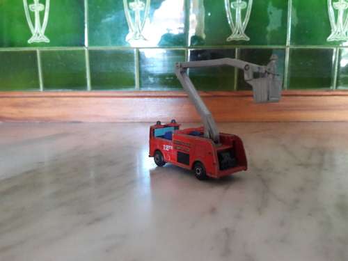 1/100 Matchbox Snorkel Fire Engine (c. 1980)