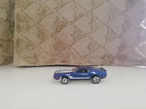 1/64 Hotwheels 1971 Ford Mustang Mach 1