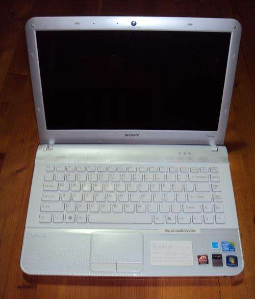 Sony VAIO E Series VPCEA16FG Laptop - White