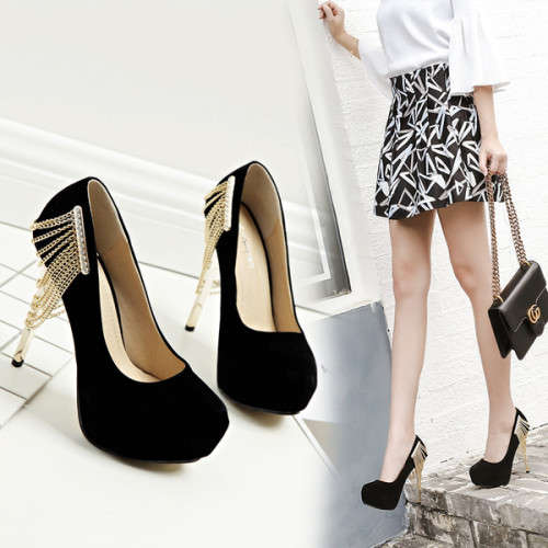 STILETTO PLATFORM CHAIN DESIGN PUMPS