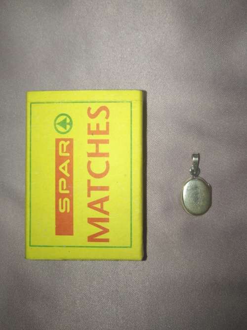 Beautiful 925 Sterling Silver Locket Pendant