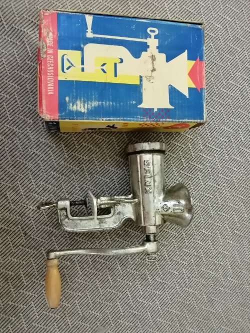 Antique SFINX Meat Grinder No10 with Original box