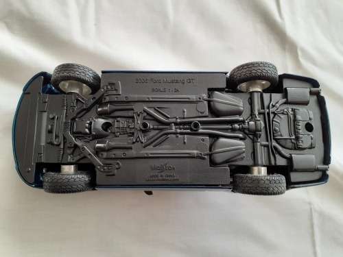 2006 Ford Mustang GT Car Maisto Scale 1/24