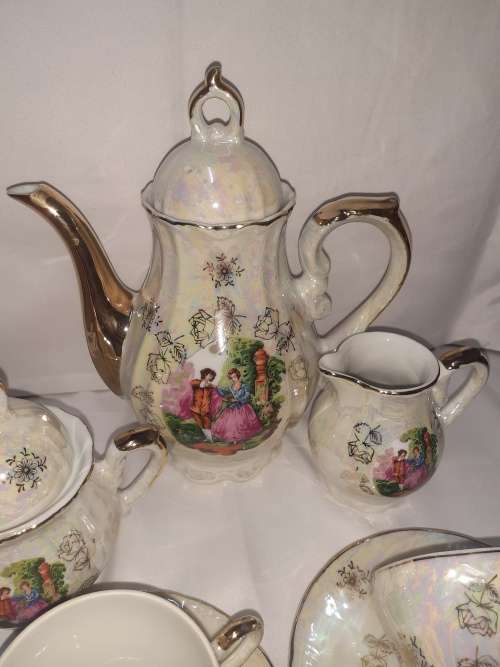 Stunning Vintage Tea set