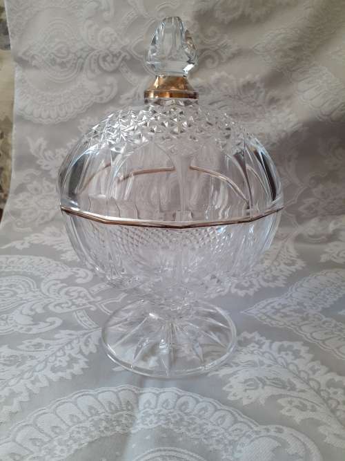 Stunning Crystal Vintage Jewelry bowl