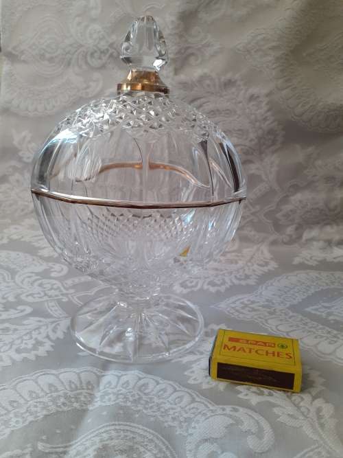 Stunning Crystal Vintage Jewelry bowl